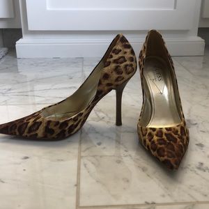 Guess animal print shoes. Absolutely Stunning!